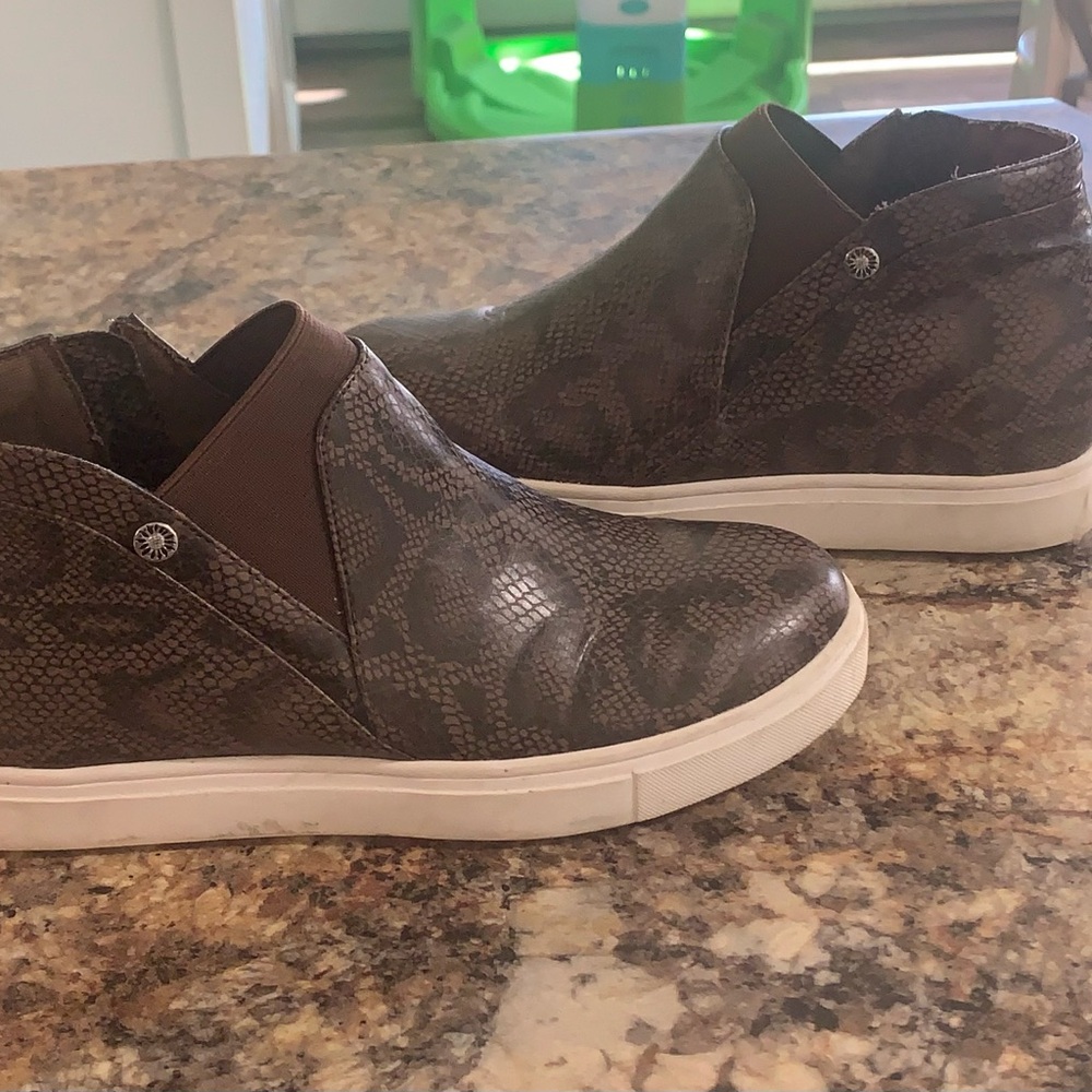 Yellow Box Brown Snake-Print Ankle Booties